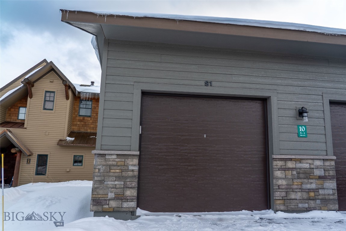 Big Sky, Montana 59716, United States, 3 Bedrooms Bedrooms, ,4 BathroomsBathrooms,Residential,Contingent,66265