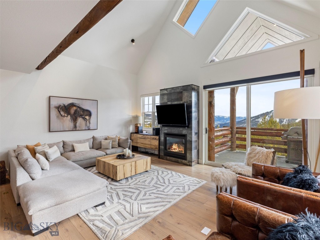 Big Sky, Montana 59716, United States, 3 Bedrooms Bedrooms, ,4 BathroomsBathrooms,Residential,Contingent,66265