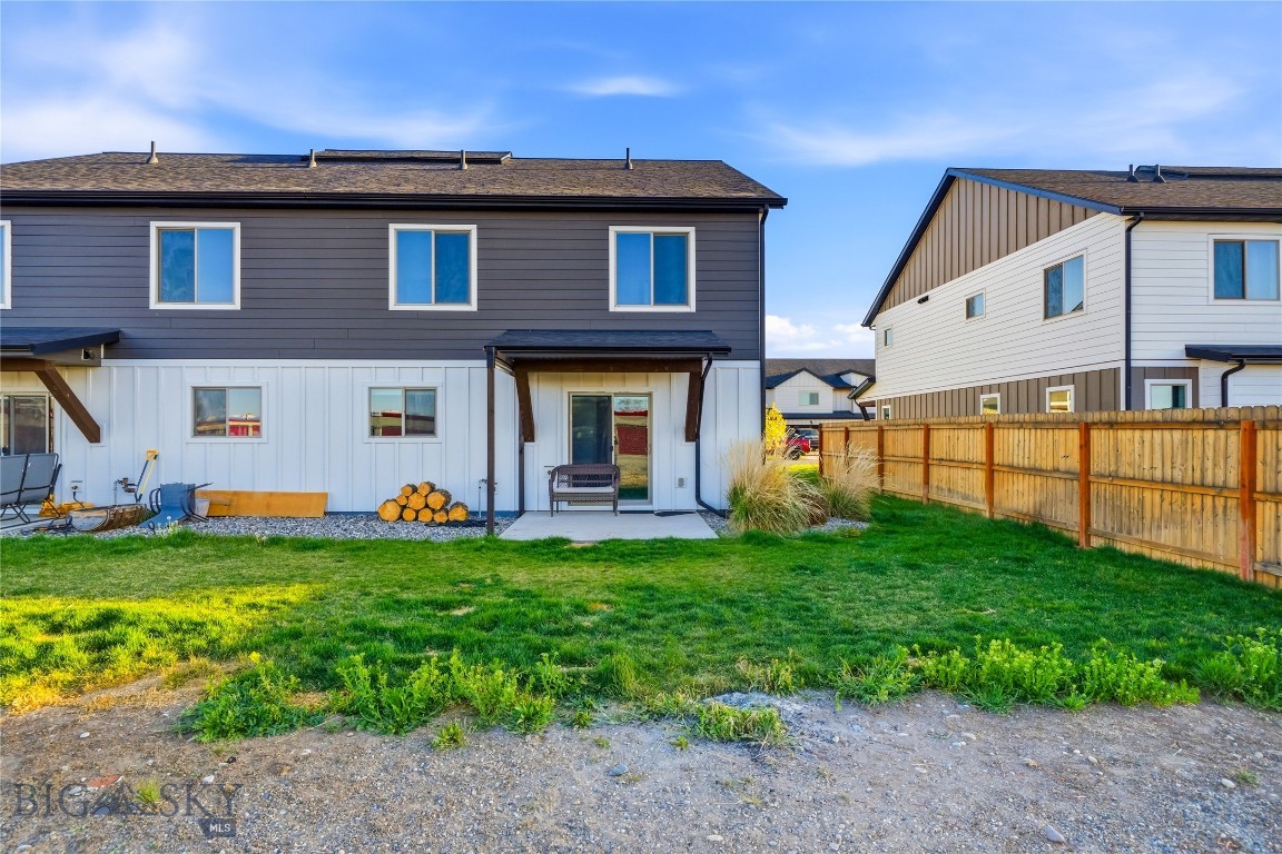 Cloverleaf Meadows - Residential