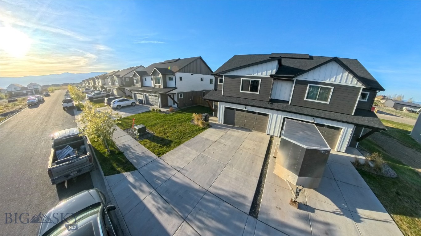 Cloverleaf Meadows - Residential