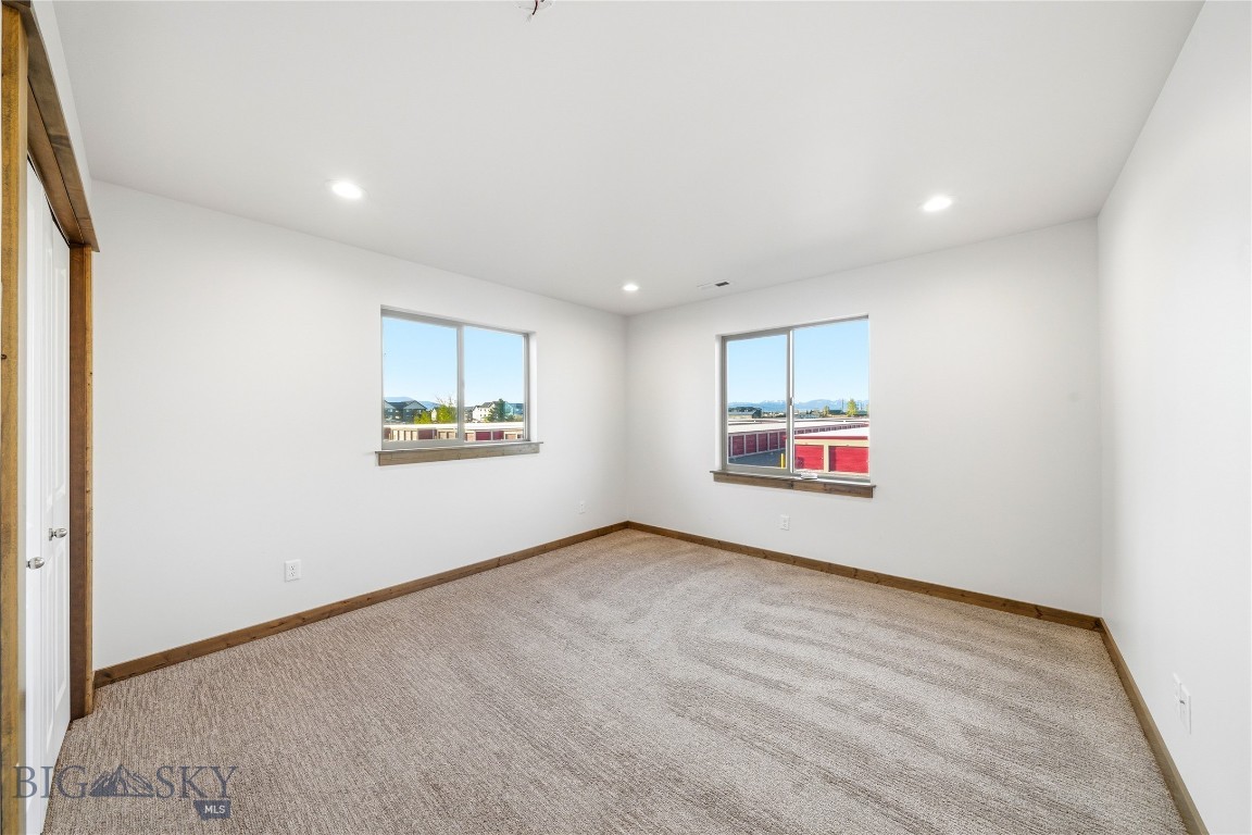 Cloverleaf Meadows - Residential