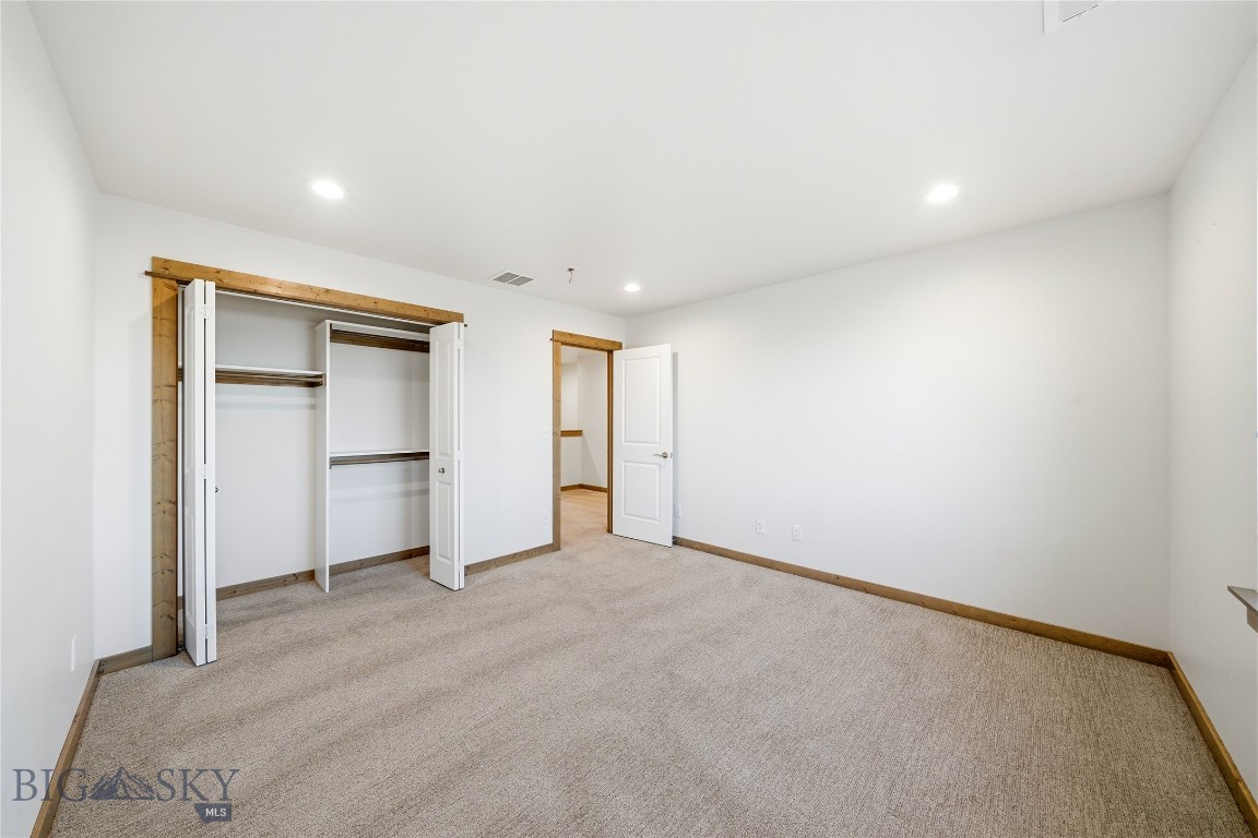 Cloverleaf Meadows - Residential