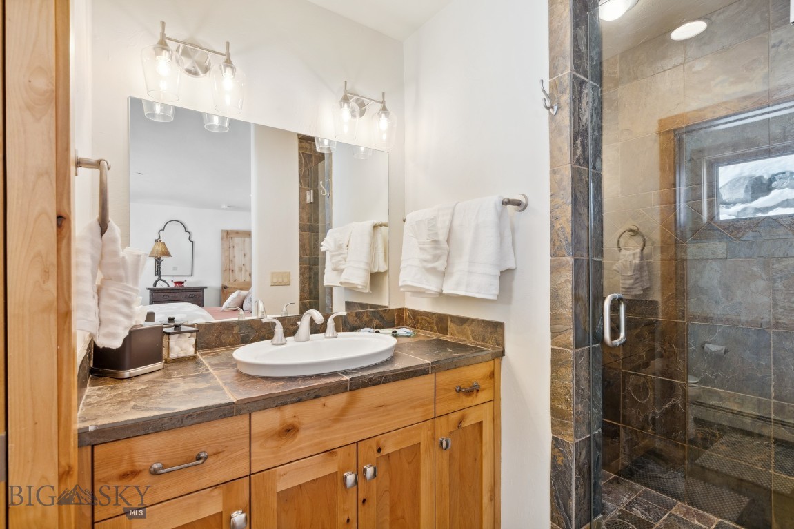 Black Eagle Lodge Condo - Residential