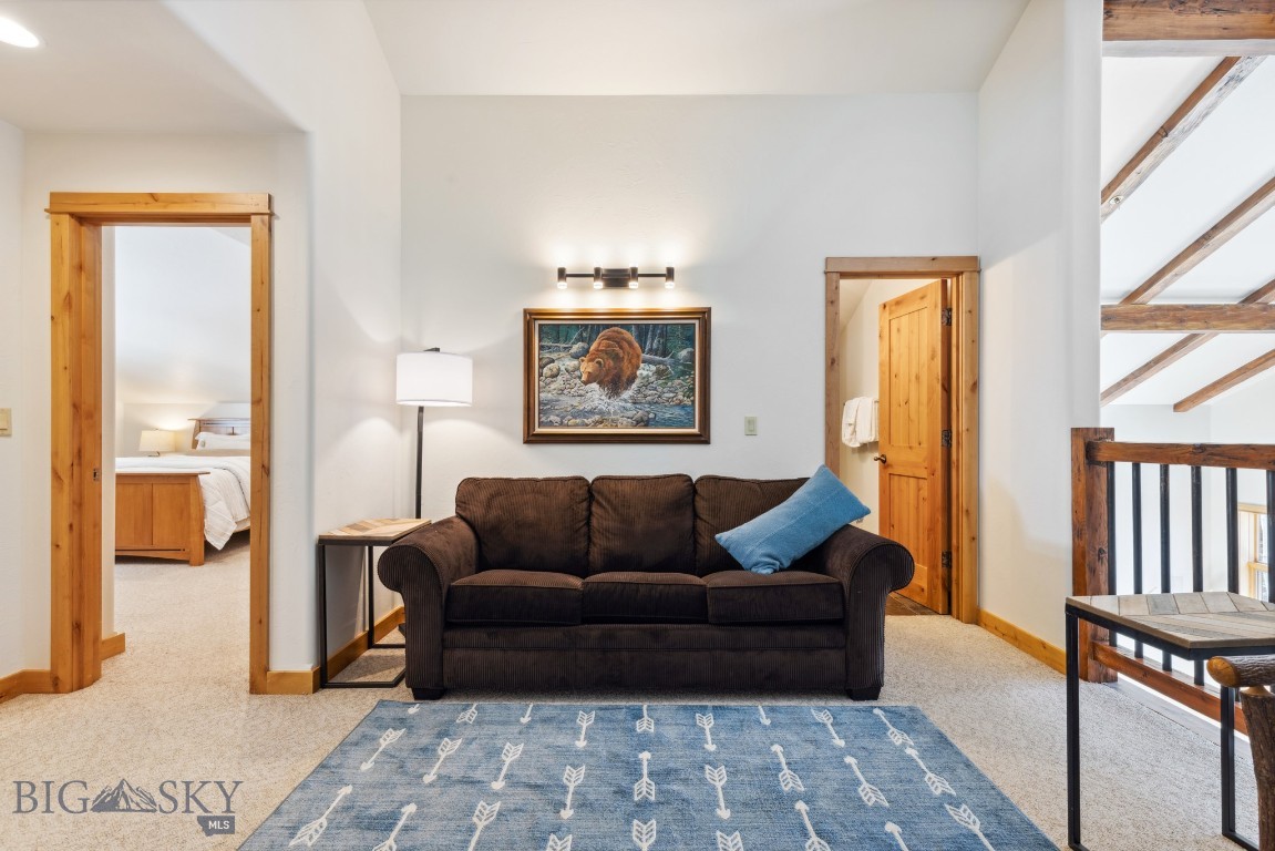 Black Eagle Lodge Condo - Residential