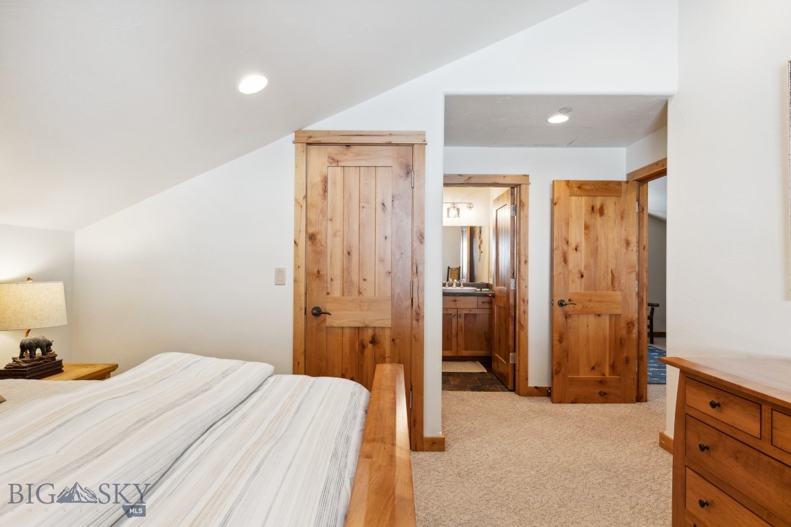 Black Eagle Lodge Condo - Residential