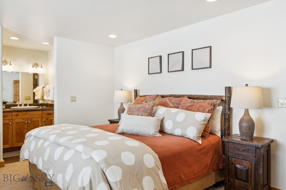 Black Eagle Lodge Condo - Residential