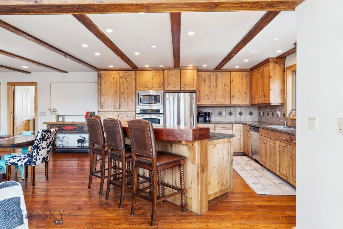 Black Eagle Lodge Condo - Residential