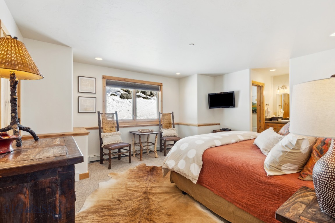 Black Eagle Lodge Condo - Residential