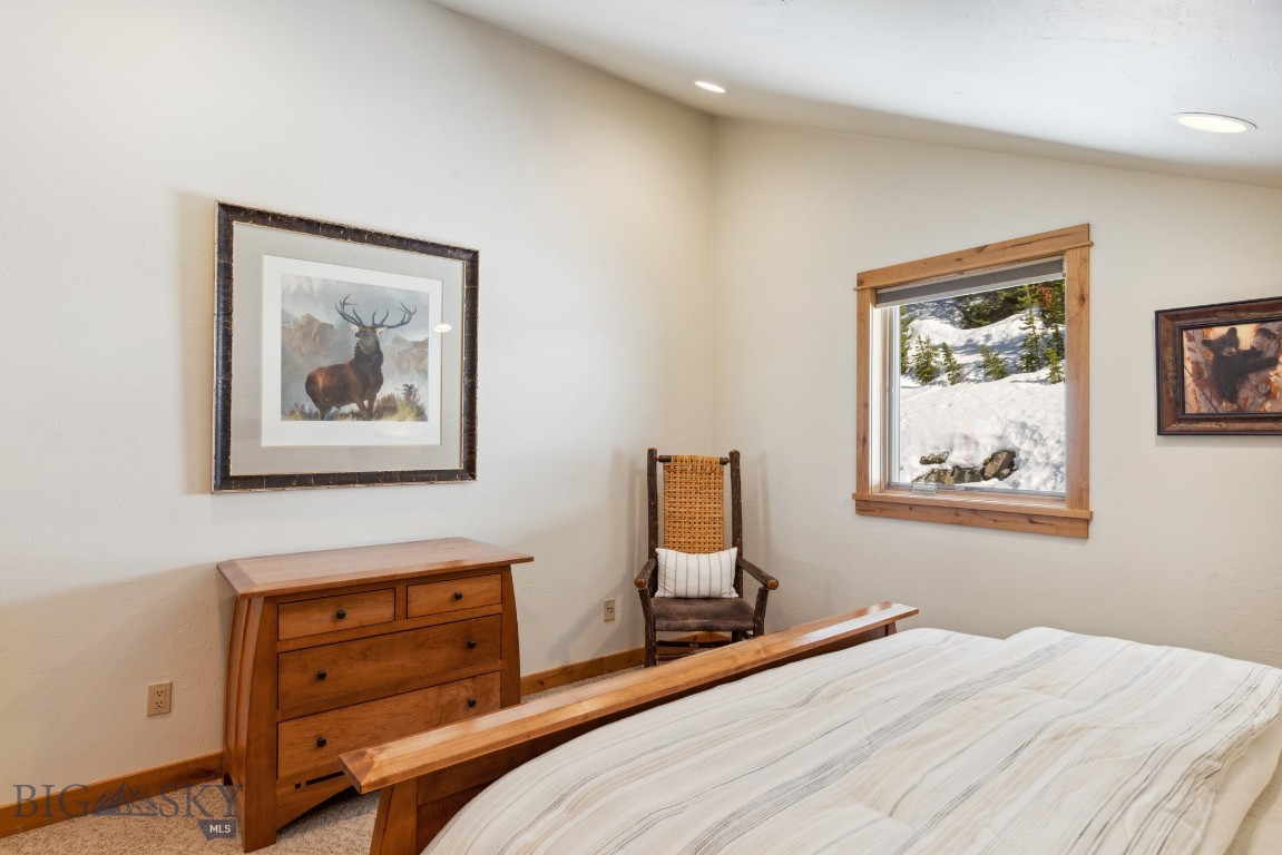 Black Eagle Lodge Condo - Residential