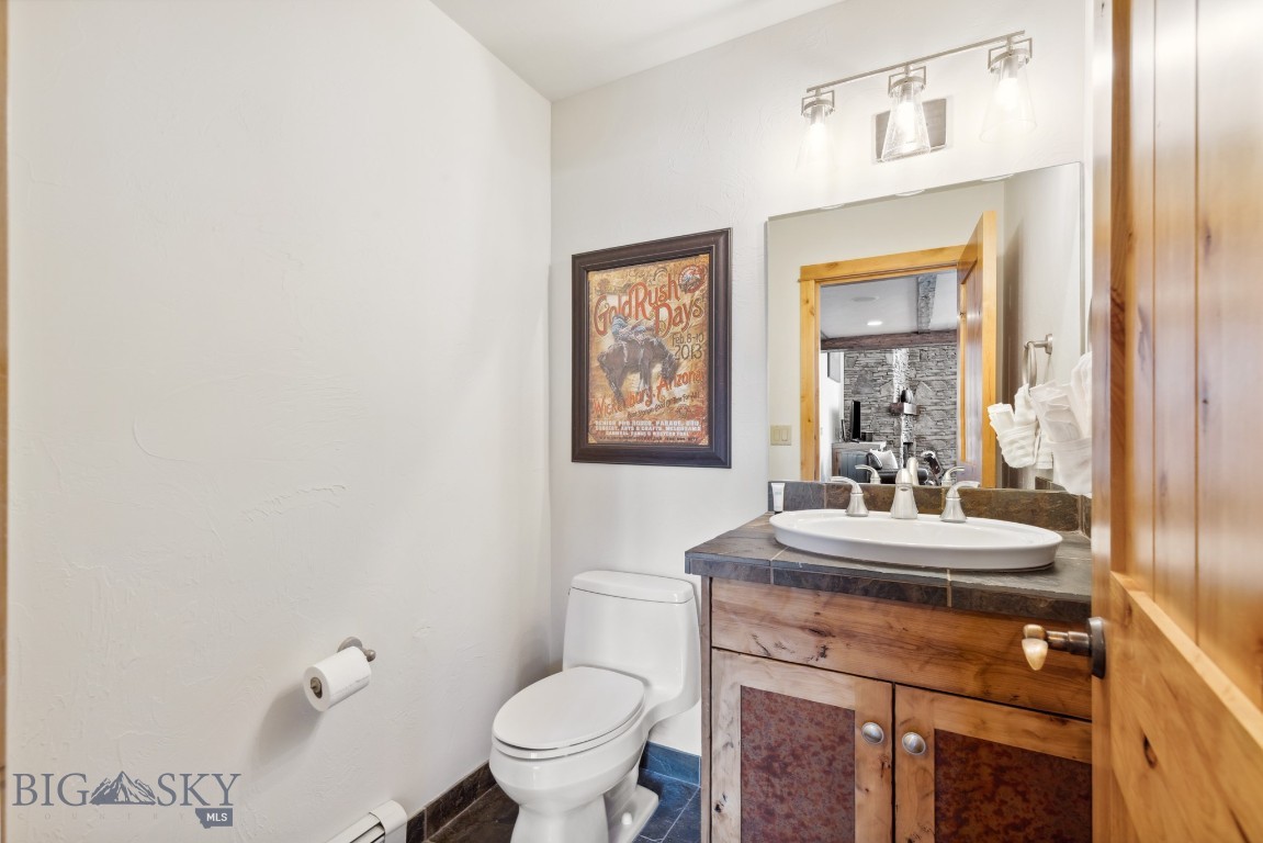 Black Eagle Lodge Condo - Residential