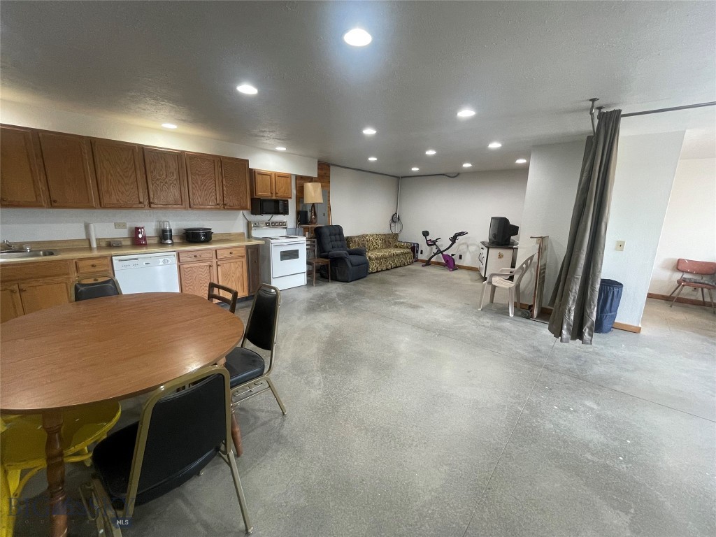 Certificate Of Survey COS - Residential Income