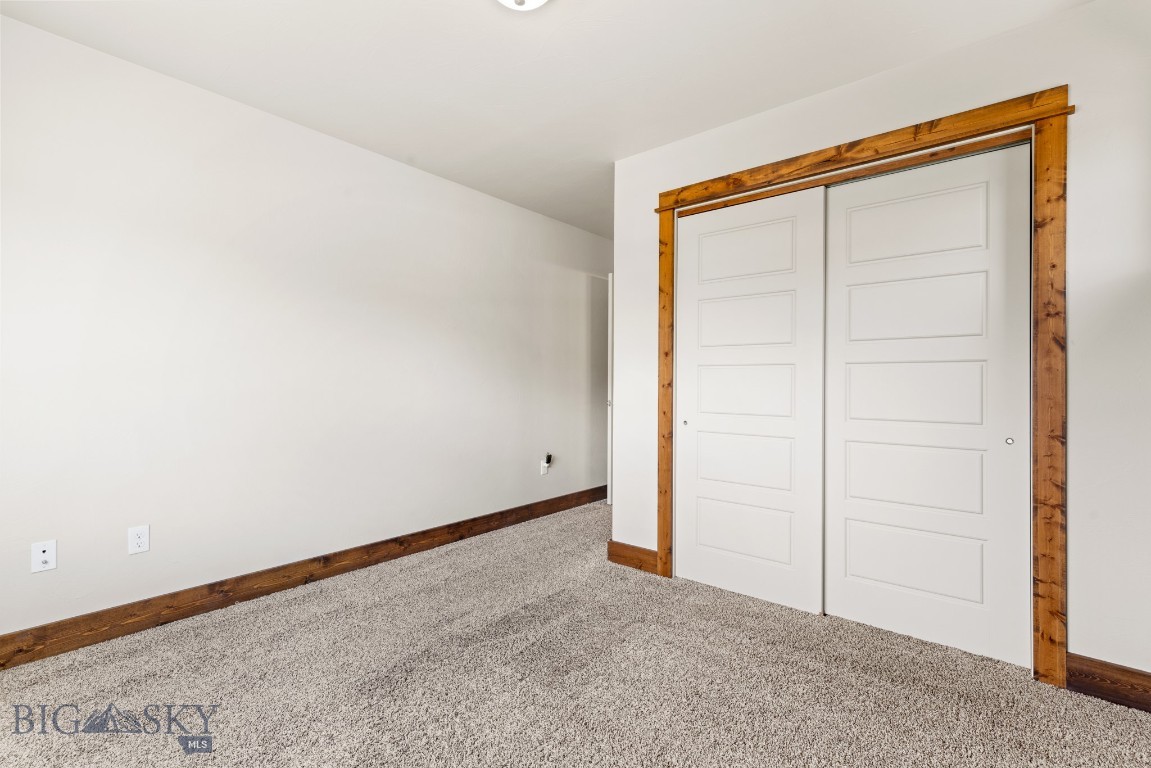 Cottage Park Lane Condos - Residential