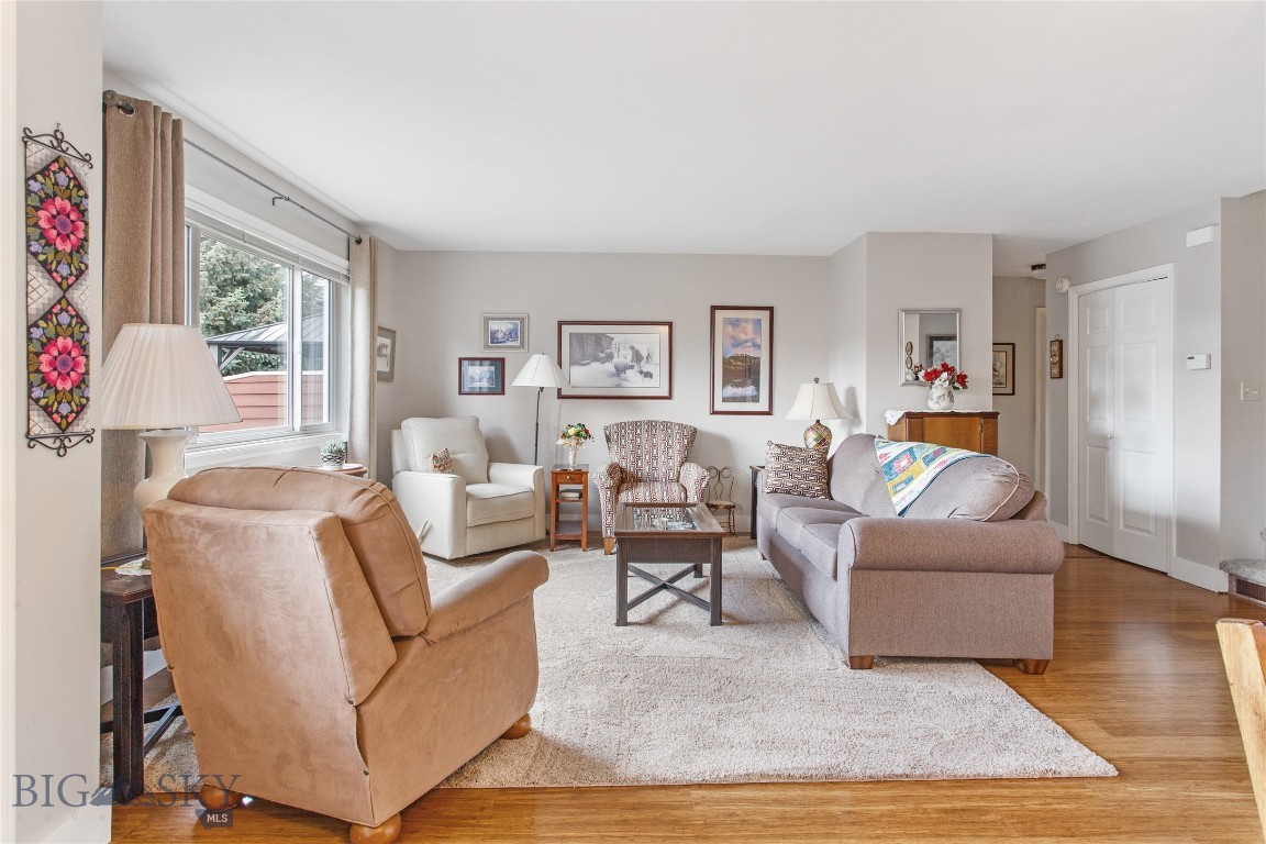 Butte, Montana 59701, United States, 3 Bedrooms Bedrooms, ,3 BathroomsBathrooms,Residential,Pending,155453