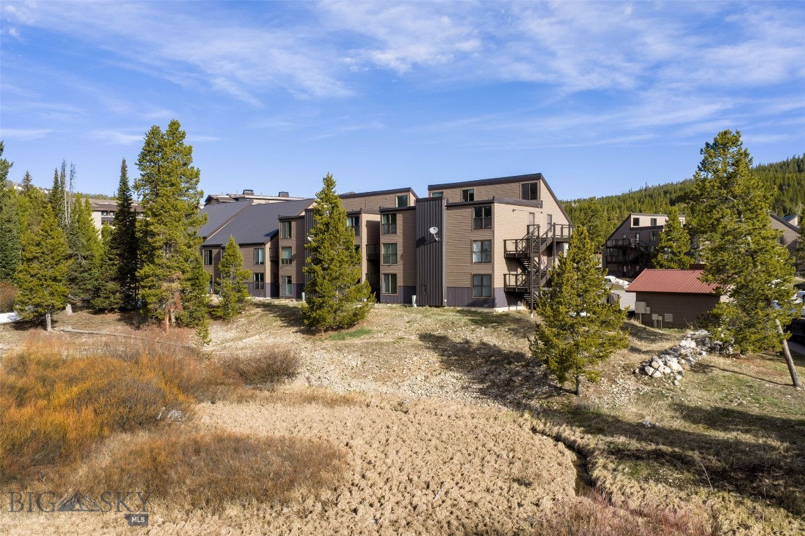Hill Condos - Residential