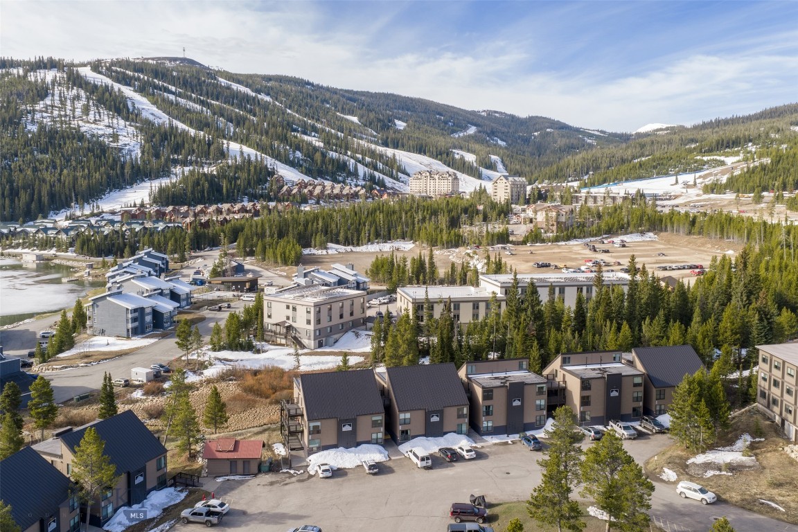 Hill Condos - Residential