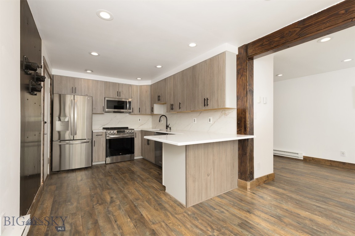 Hill Condos - Residential