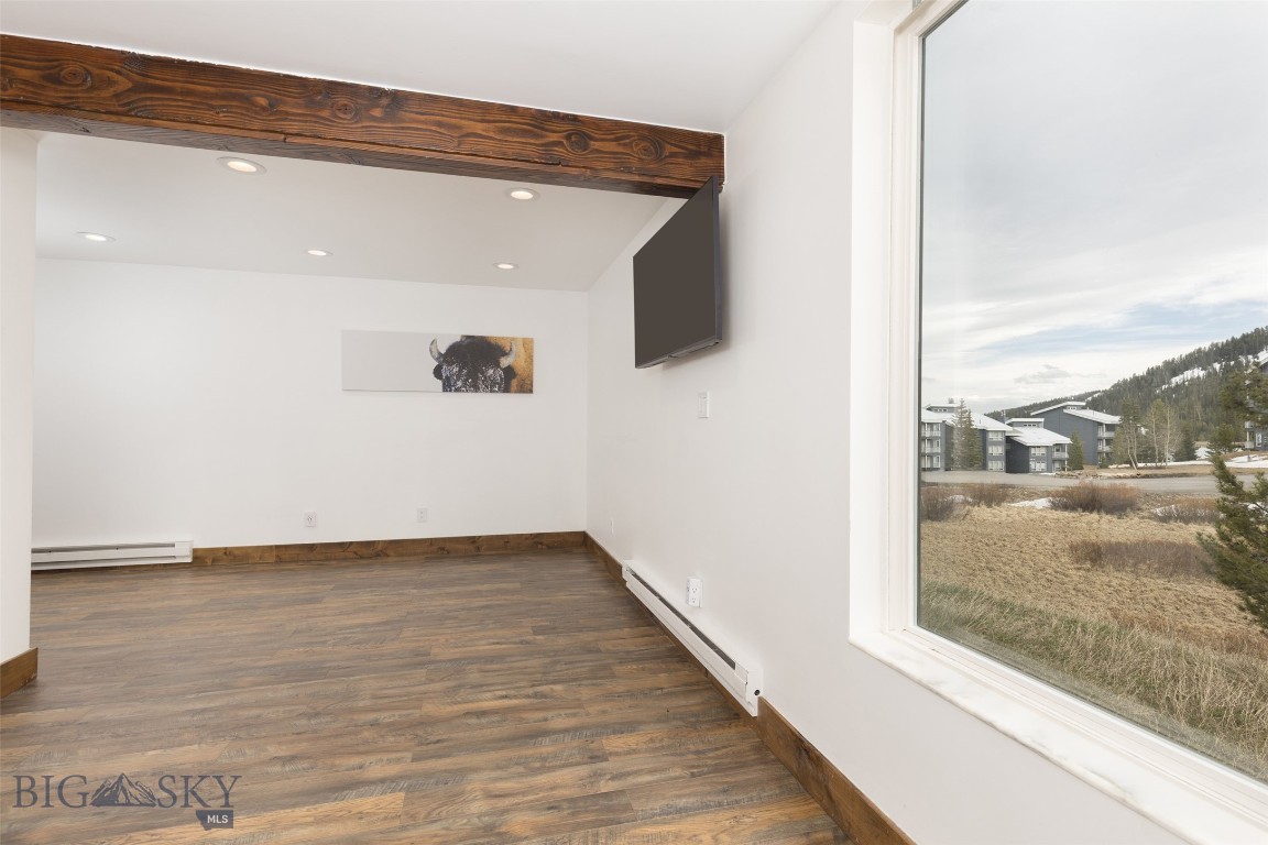 Hill Condos - Residential