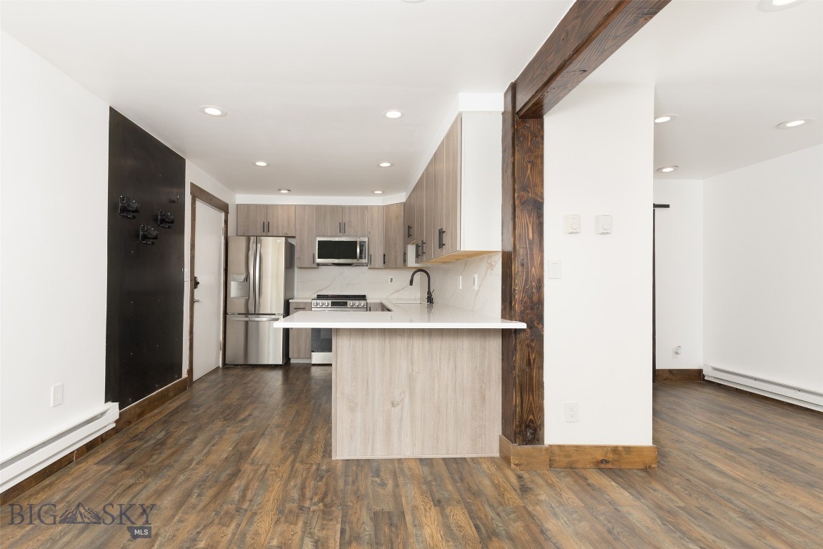 Hill Condos - Residential