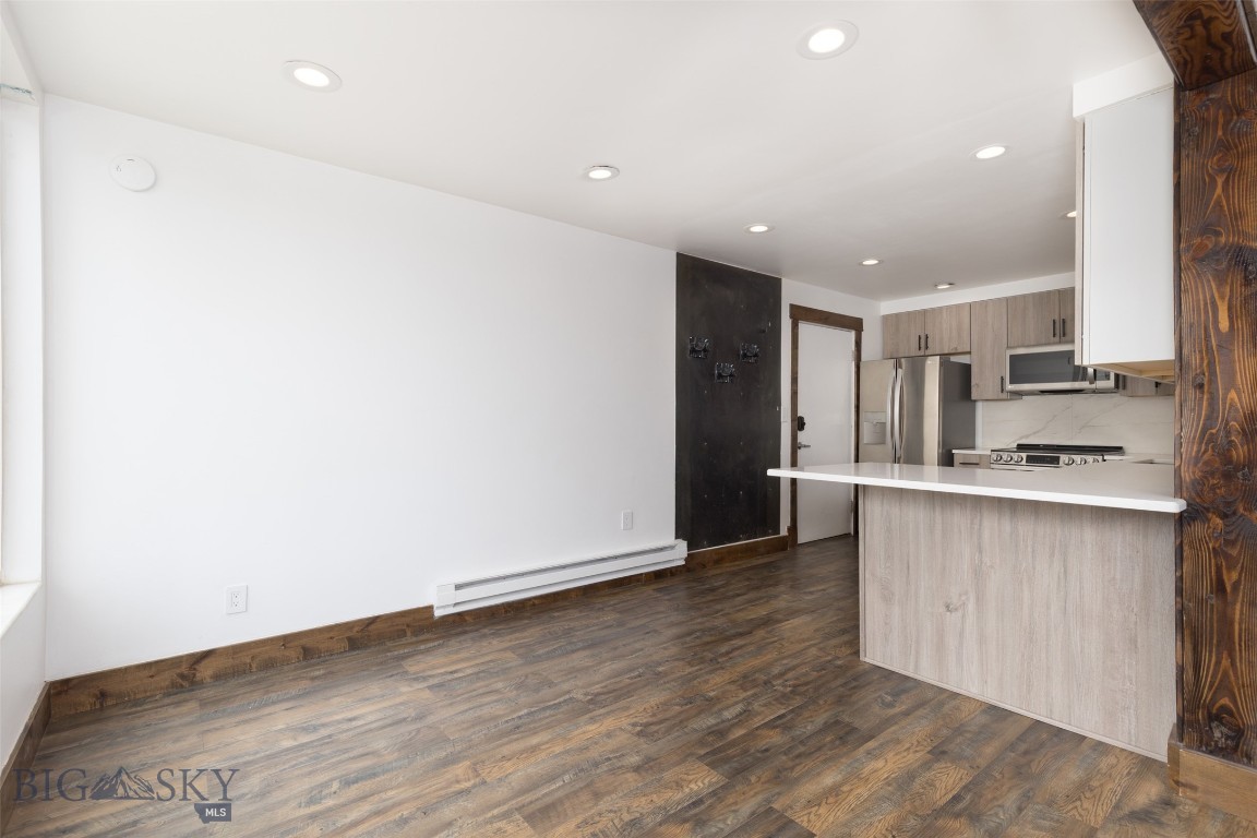 Hill Condos - Residential