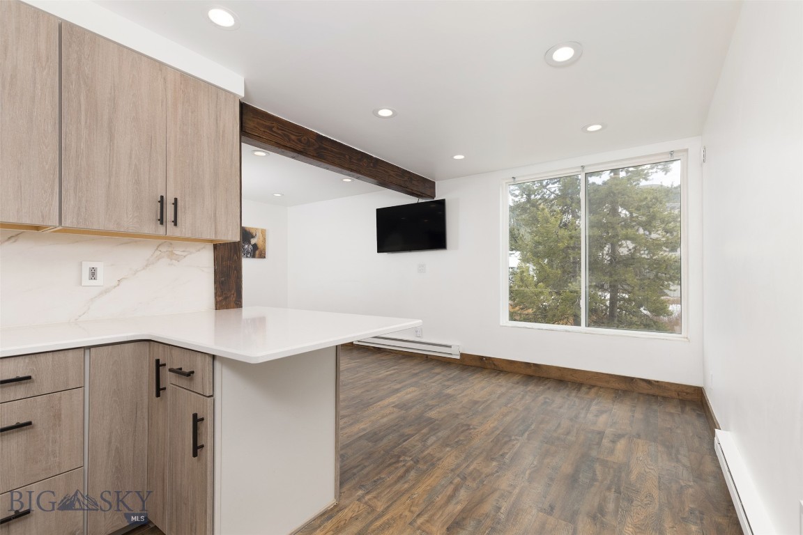 Hill Condos - Residential