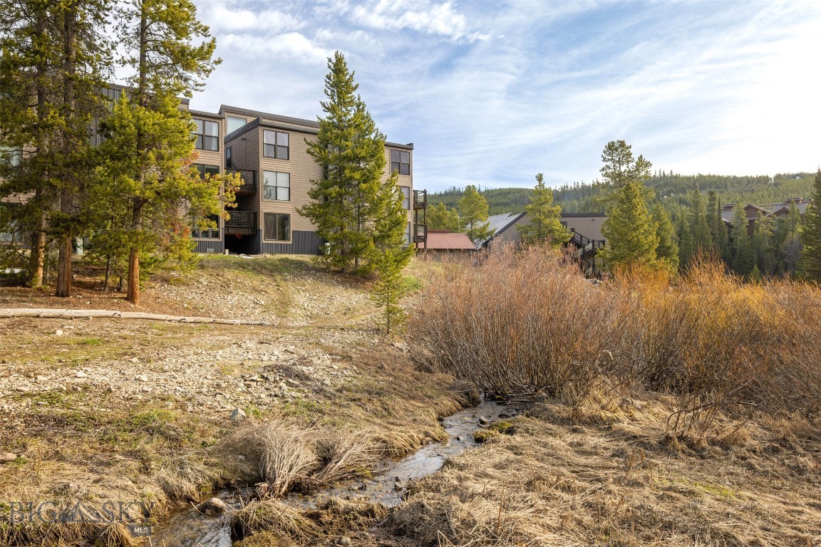 Hill Condos - Residential