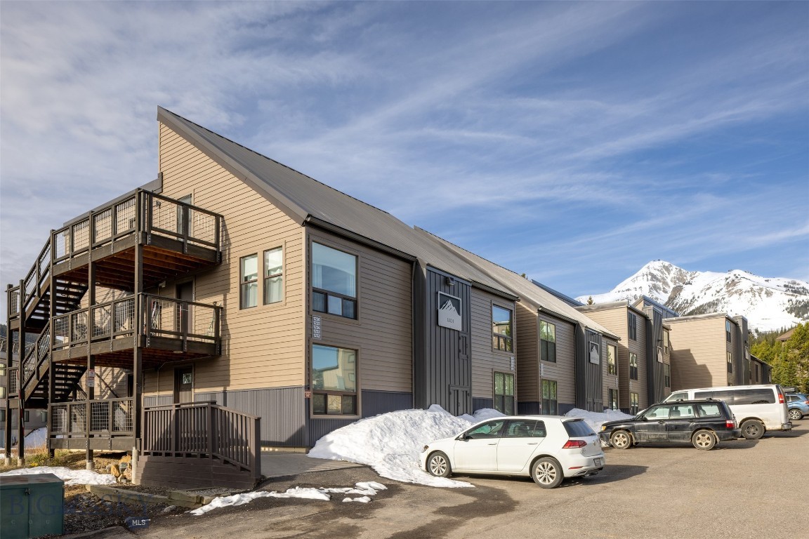 Hill Condos - Residential