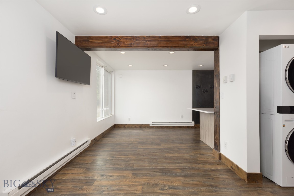Hill Condos - Residential