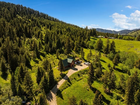 Photo of 3395 Trail Creek Road, Bozeman, MT 59715 (MLS # 414202)
