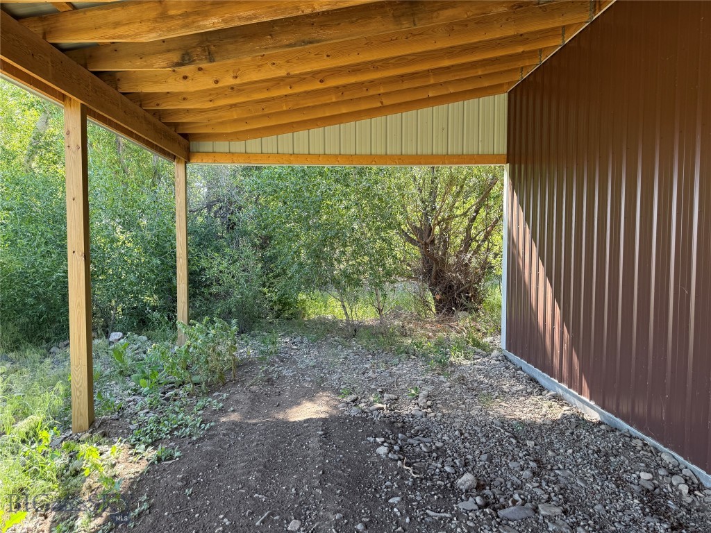 16,18,20 Powder Horn Ranch Dr,