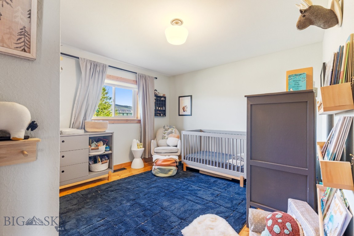 Livingston, Montana 59047, United States, 2 Bedrooms Bedrooms, ,1 BathroomBathrooms,Residential,Contingent,128428