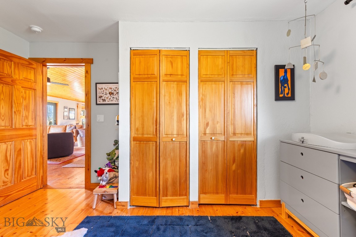 Livingston, Montana 59047, United States, 2 Bedrooms Bedrooms, ,1 BathroomBathrooms,Residential,Contingent,128428