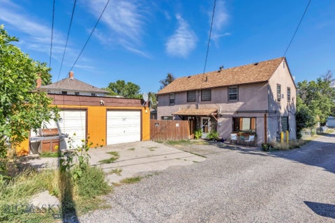Photo of 415 1/2 North 3rd St ST, Livingston, MT 59047 (MLS # 414270)