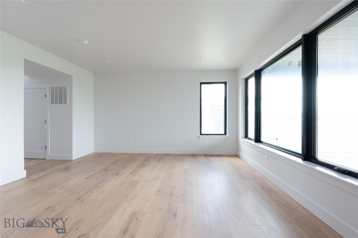 Flanders Creek - Residential