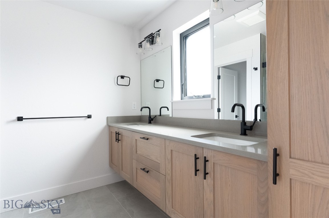 Flanders Creek - Residential