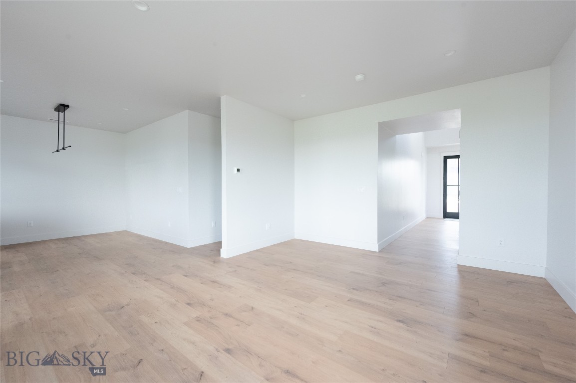 Flanders Creek - Residential