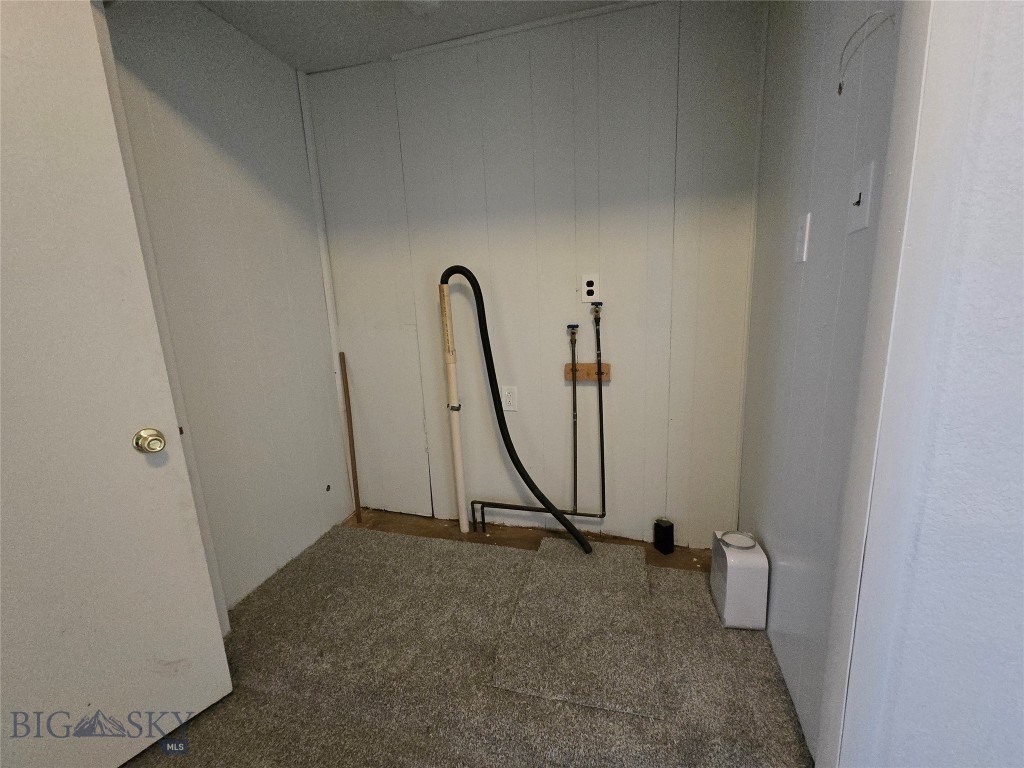 Butte, Montana 59701, United States, 1 Bedroom Bedrooms, ,1 BathroomBathrooms,Residential,Pending,164673