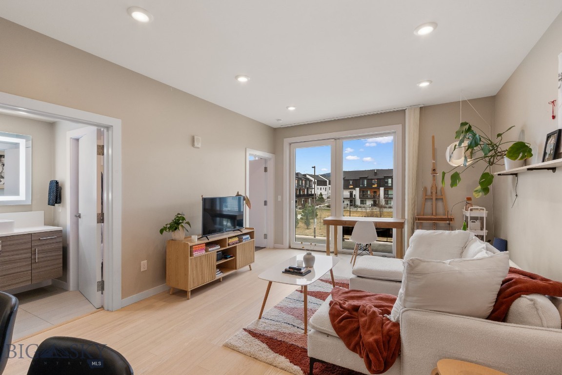 Meadow Creek - Residential