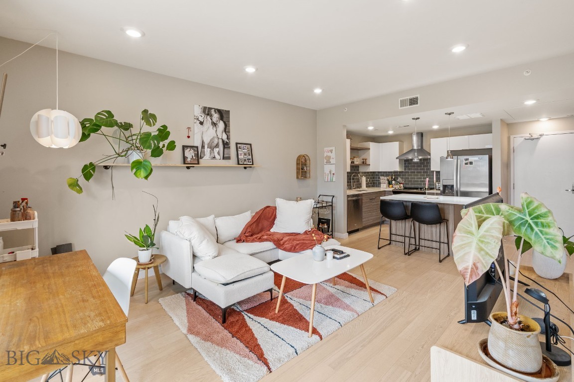 Meadow Creek - Residential