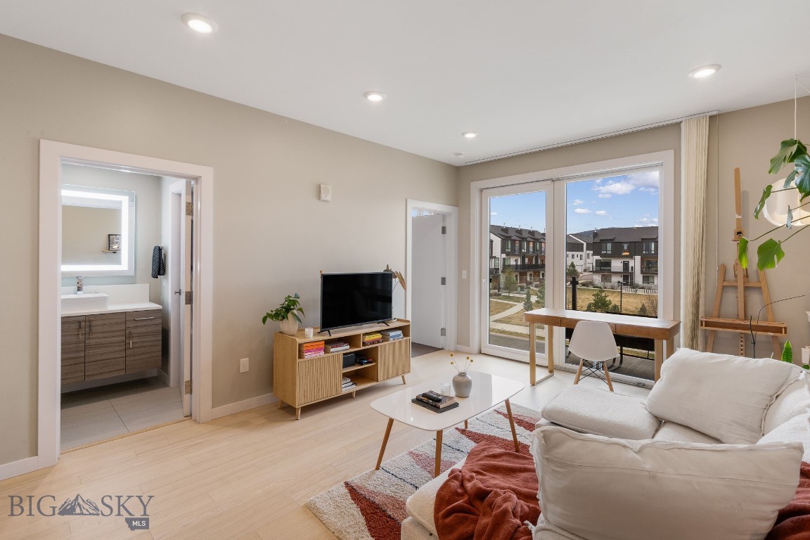 Meadow Creek - Residential