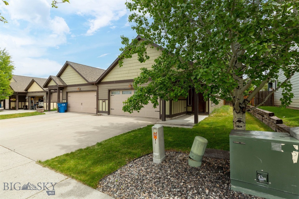 Oak Springs - Residential