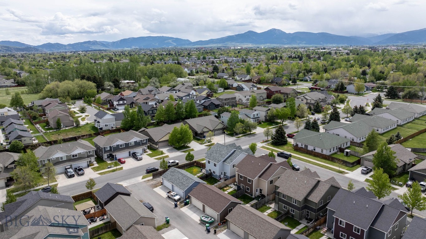 Oak Springs - Residential