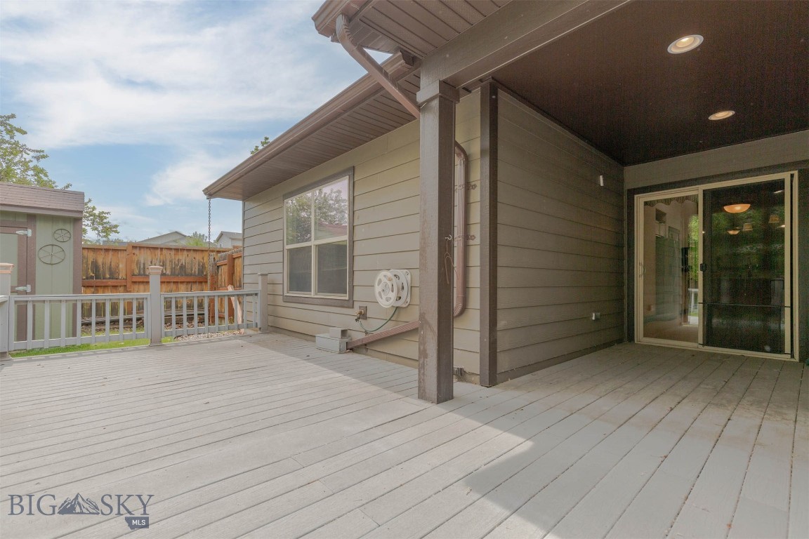 Oak Springs - Residential