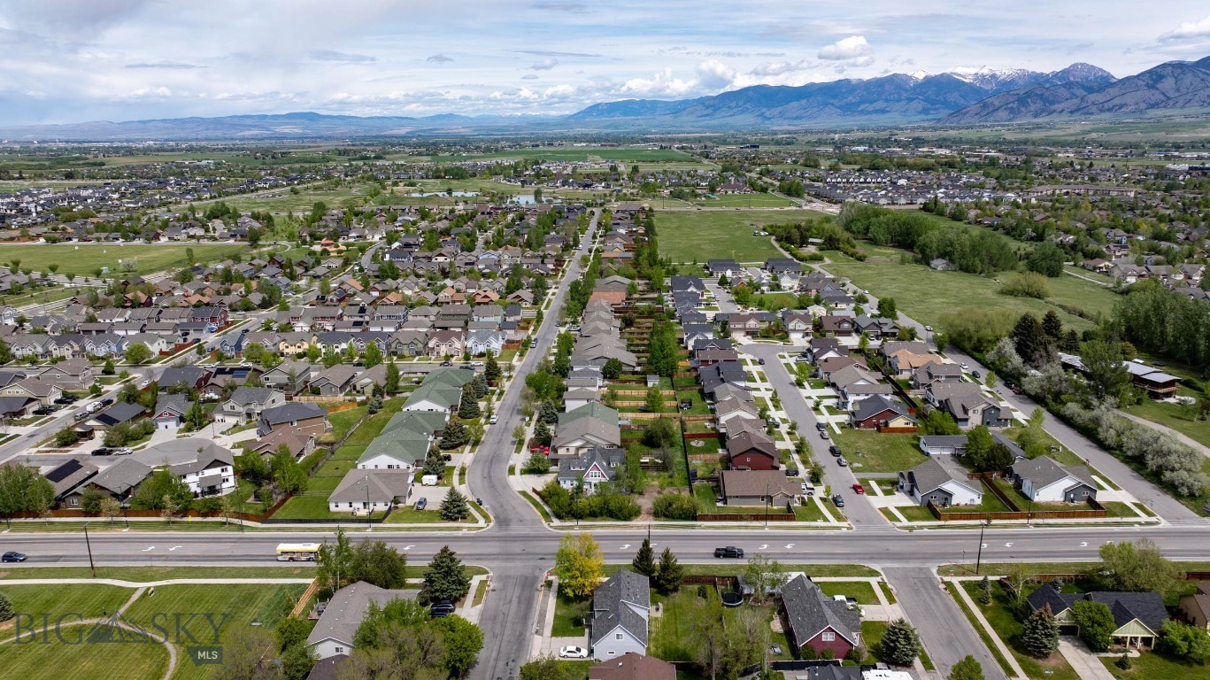 Oak Springs - Residential
