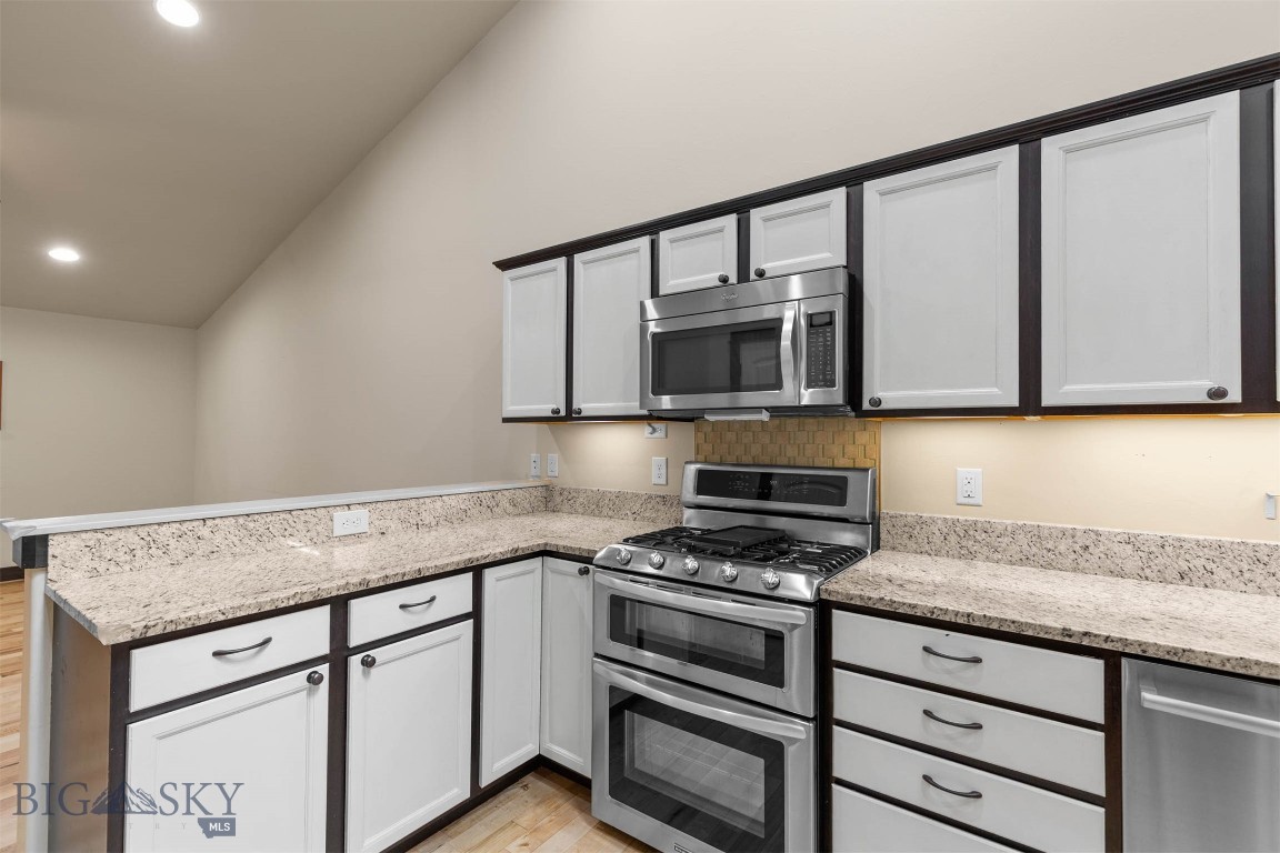 Oak Springs - Residential