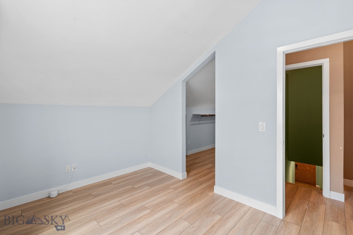 Four Dot Meadows - Residential