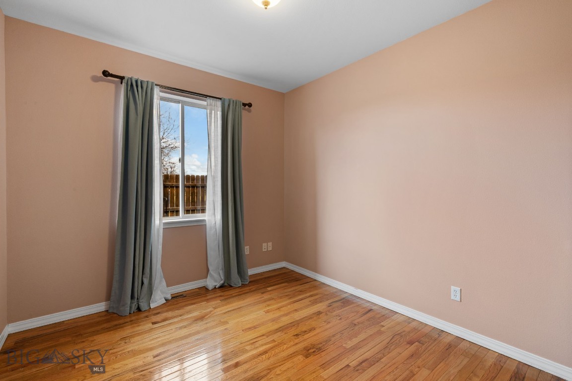 Four Dot Meadows - Residential