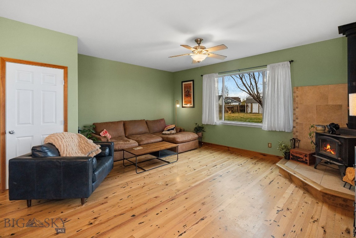 Four Dot Meadows - Residential