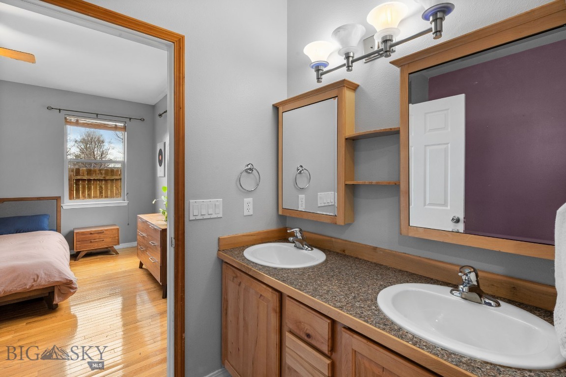 Four Dot Meadows - Residential