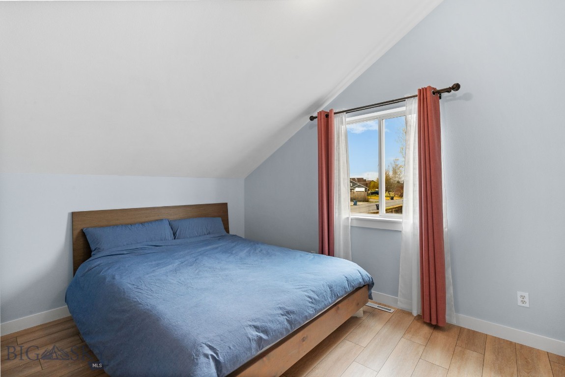 Four Dot Meadows - Residential