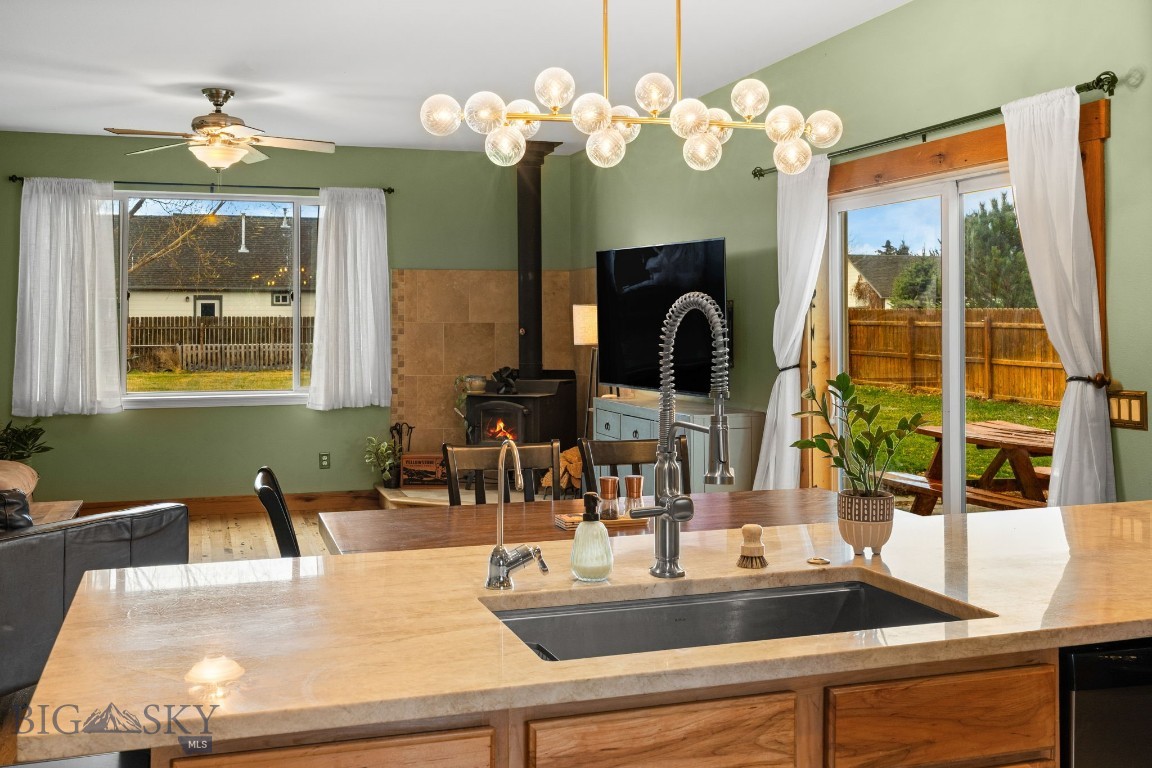 Four Dot Meadows - Residential